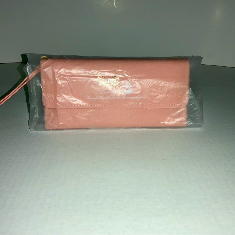 Ladies wallets - Picture 2 of 5